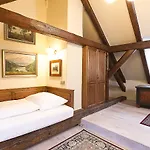 Krčínův Dům Hotel 4*