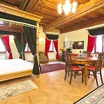 Ξενοδοχείο Krcinuv Dum 4*