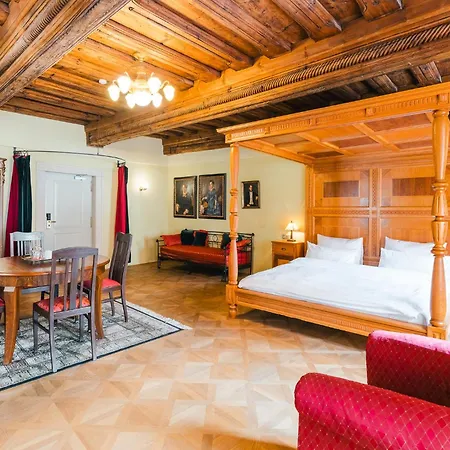 Krcinuv Dum Otel 4*