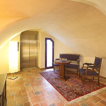 Krčínův Dům Hotel 4*