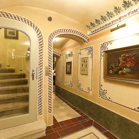 Krcinuv Dum Hotel